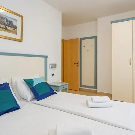 Superior Del Mar Aparthotel 4*
