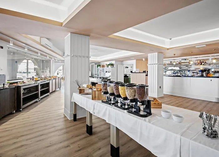 レジデンス スーペリアー デル マー バニョレ