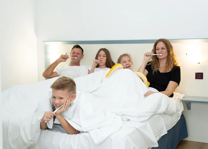 レジデンス スーペリアー デル マー 4*